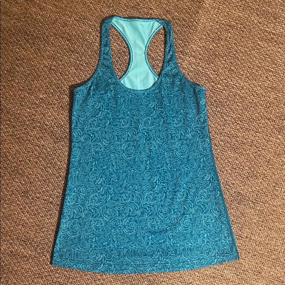 Lululemon Athletica Blue Patterned Tank Top